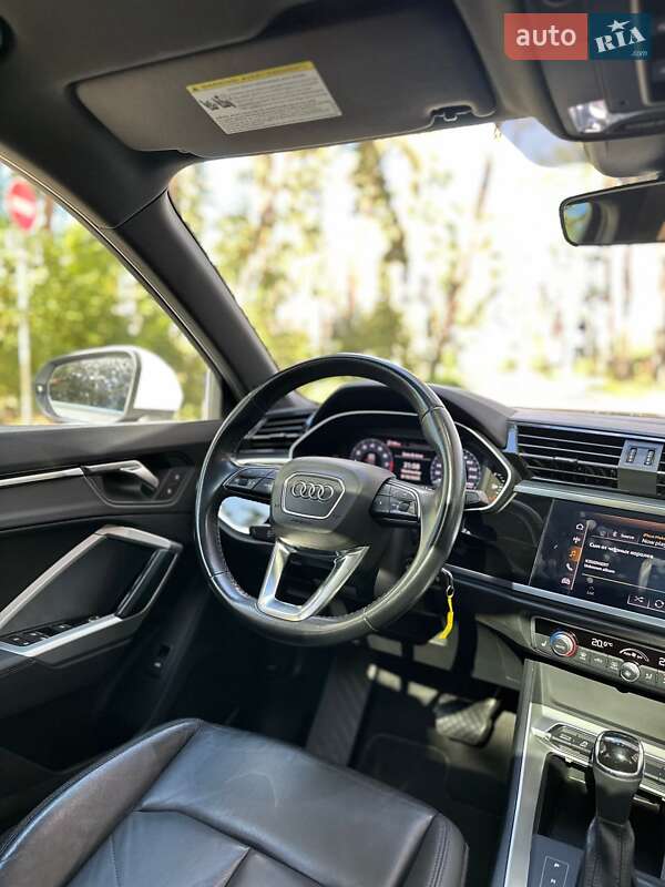 Внедорожник / Кроссовер Audi Q3 2019 в Белогородке