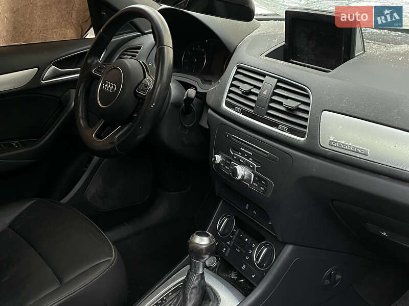 Внедорожник / Кроссовер Audi Q3 2017 в Луцке