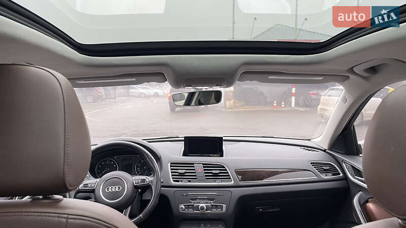 Внедорожник / Кроссовер Audi Q3 2015 в Харькове