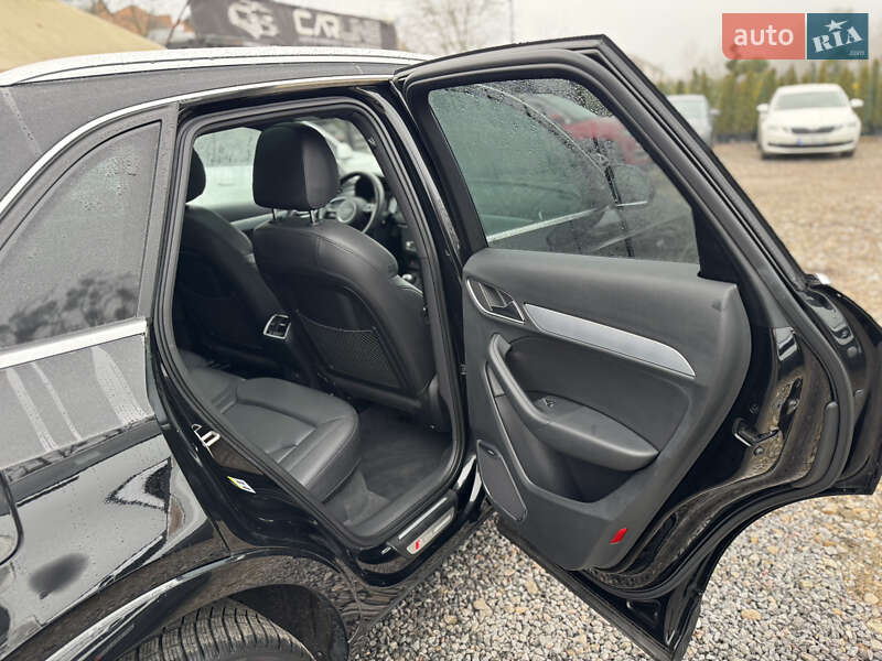 Внедорожник / Кроссовер Audi Q3 2017 в Виннице