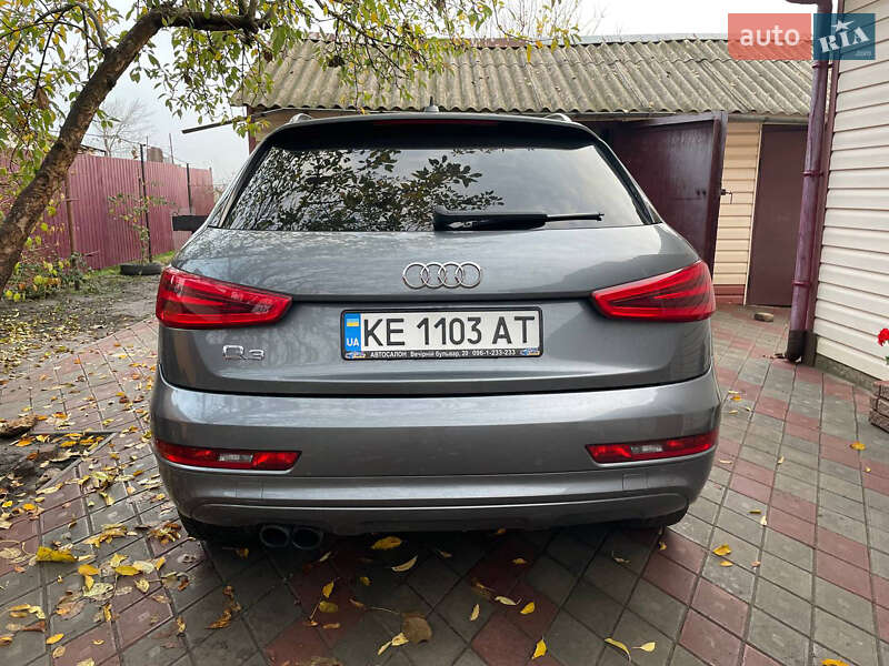 Внедорожник / Кроссовер Audi Q3 2014 в Кривом Роге