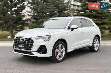 Позашляховик / Кросовер Audi Q3 2020 в Одесі