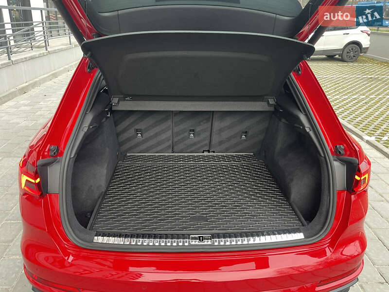 Позашляховик / Кросовер Audi Q3 2020 в Рівному фото 52 Позашляховик / Кросовер Audi Q3 2020 в Рівному