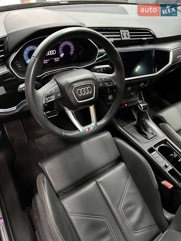 Внедорожник / Кроссовер Audi Q3 2021 в Кривом Роге фото 14 Внедорожник / Кроссовер Audi Q3 2021 в Кривом Роге
