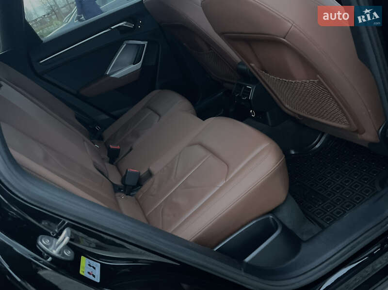 Внедорожник / Кроссовер Audi Q3 2020 в Дрогобыче фото 70 Внедорожник / Кроссовер Audi Q3 2020 в Дрогобыче