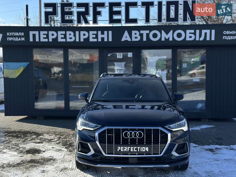 Внедорожник / Кроссовер Audi Q3 2019 в Черновцах
