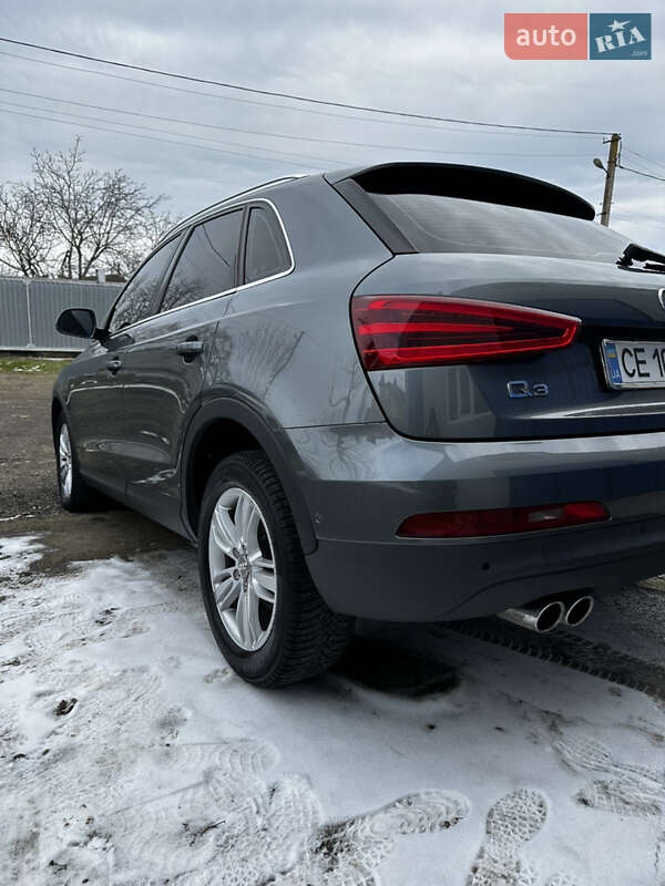 Позашляховик / Кросовер Audi Q3 2012 в Чернівцях