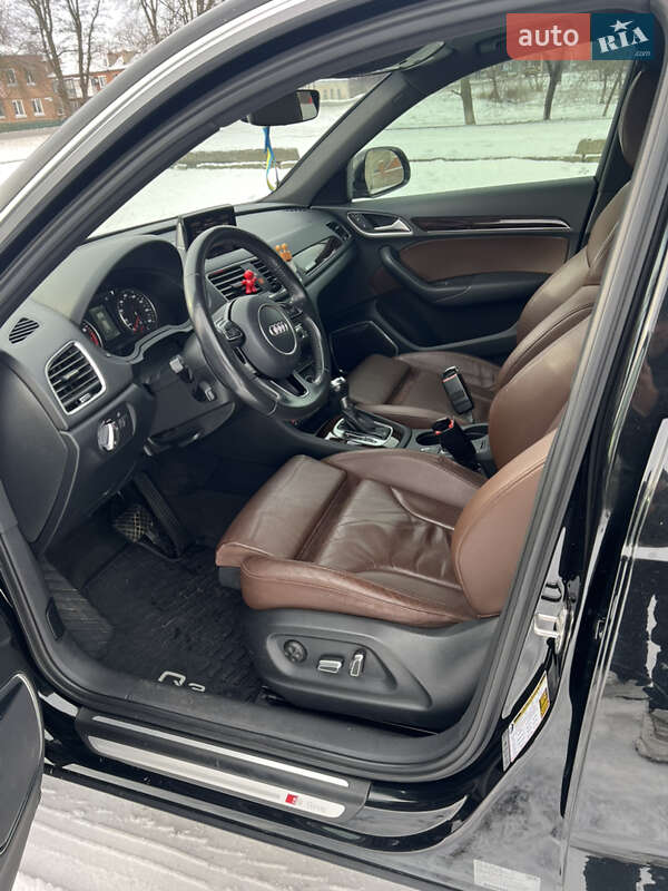 Позашляховик / Кросовер Audi Q3 2017 в Карлівці