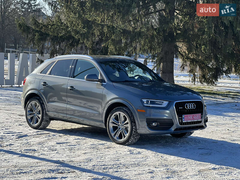 Позашляховик / Кросовер Audi Q3 2015 в Луцьку