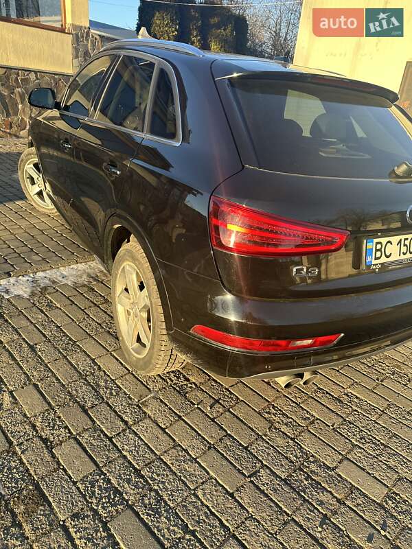 Позашляховик / Кросовер Audi Q3 2014 в Стрию