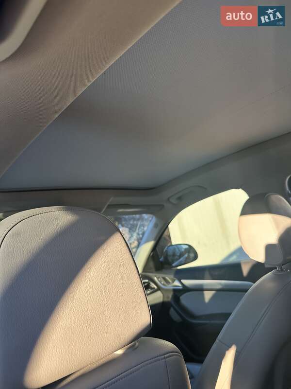 Позашляховик / Кросовер Audi Q3 2014 в Стрию