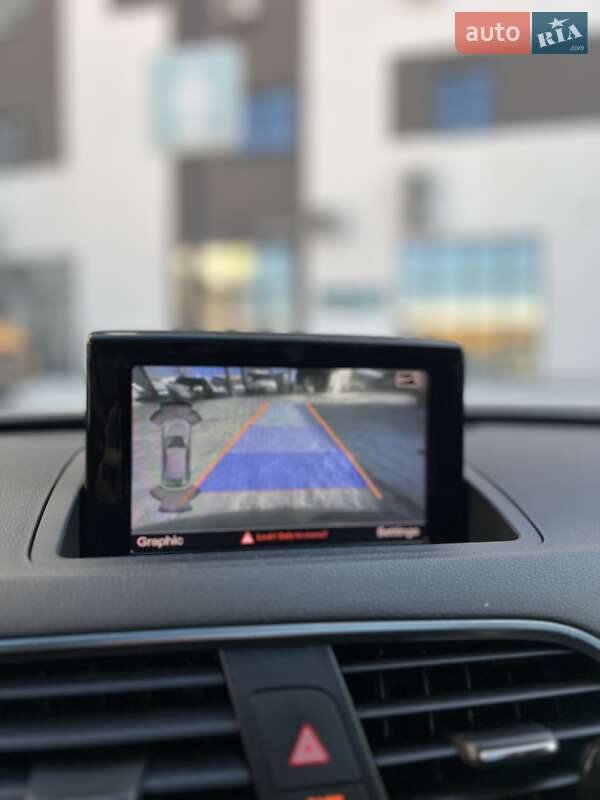 Внедорожник / Кроссовер Audi Q3 2016 в Киеве