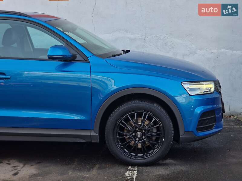 Внедорожник / Кроссовер Audi Q3 2017 в Одессе