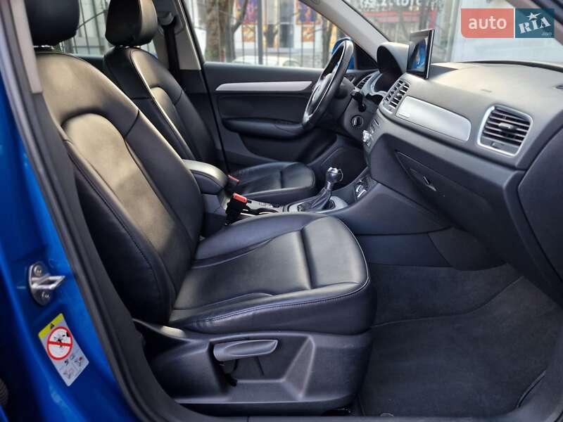 Внедорожник / Кроссовер Audi Q3 2017 в Одессе