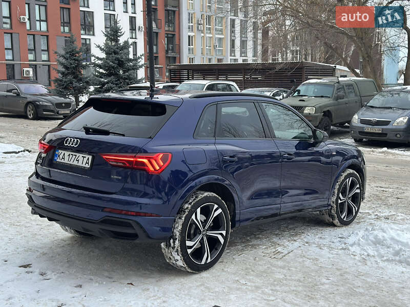 Внедорожник / Кроссовер Audi Q3 2023 в Киеве