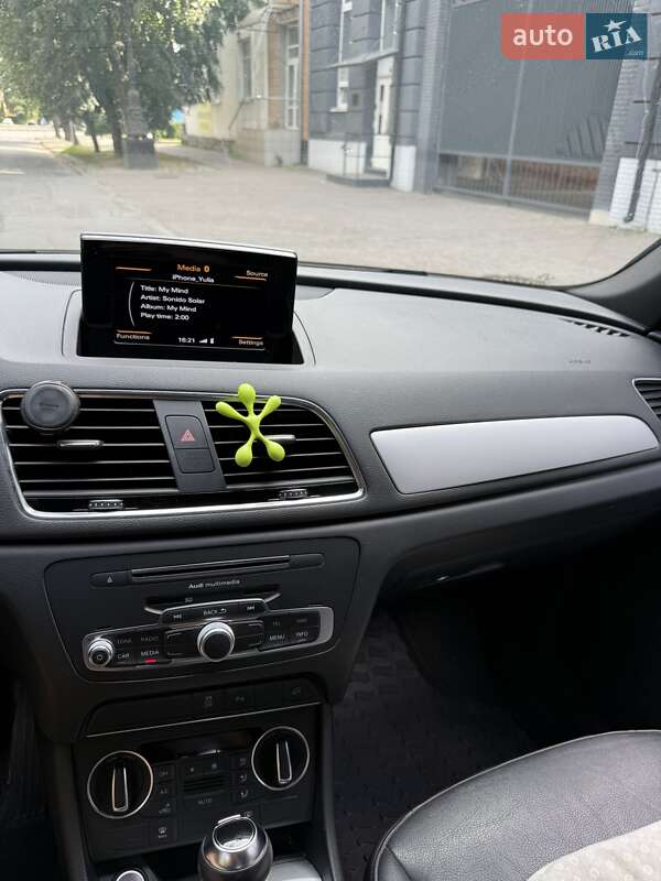 Внедорожник / Кроссовер Audi Q3 2017 в Лубнах