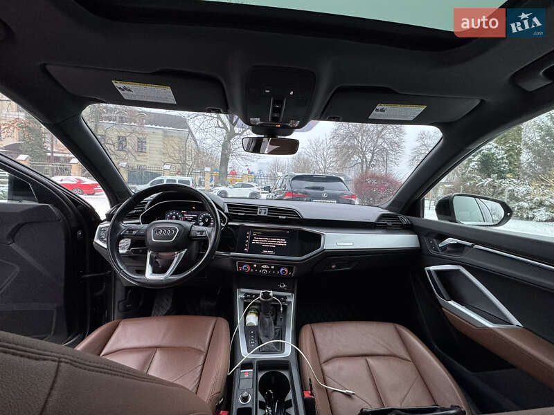 Внедорожник / Кроссовер Audi Q3 2020 в Фастове