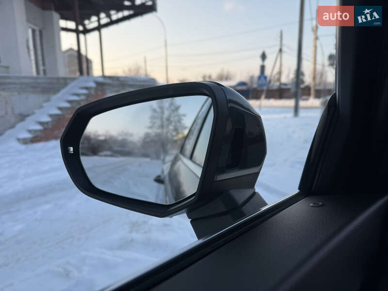 Внедорожник / Кроссовер Audi Q3 2019 в Киеве