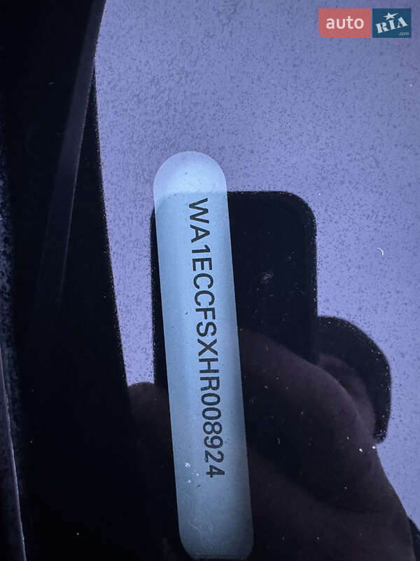 Внедорожник / Кроссовер Audi Q3 2017 в Умани