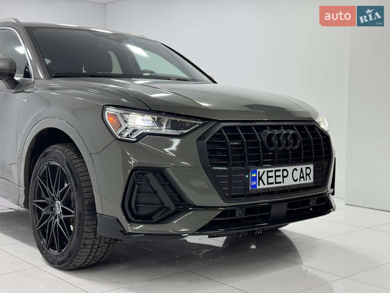 Внедорожник / Кроссовер Audi Q3 2023 в Одессе