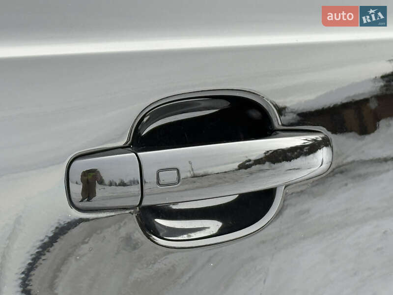 Внедорожник / Кроссовер Audi Q3 2017 в Стрые