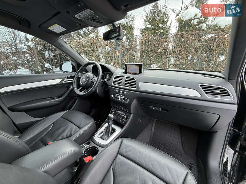 Внедорожник / Кроссовер Audi Q3 2017 в Стрые