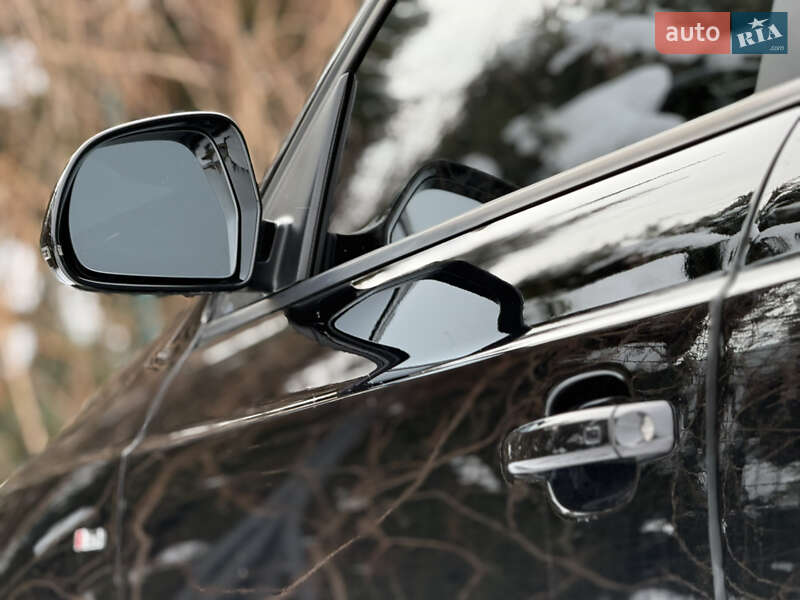 Внедорожник / Кроссовер Audi Q3 2017 в Стрые