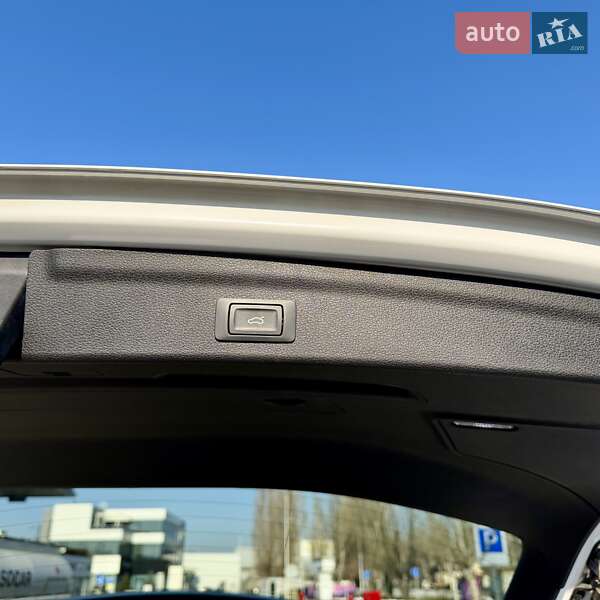 Внедорожник / Кроссовер Audi Q3 2019 в Одессе