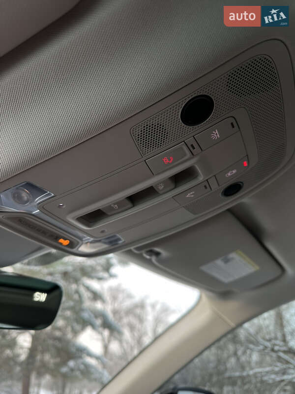 Внедорожник / Кроссовер Audi Q3 2023 в Киеве