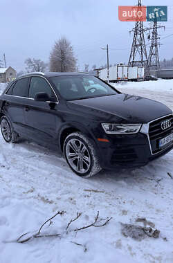 Внедорожник / Кроссовер Audi Q3 2015 в Киеве