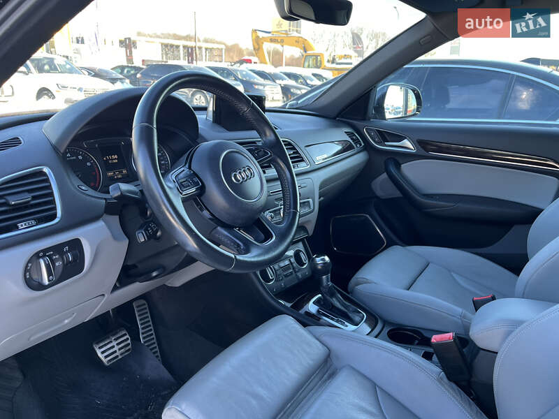 Внедорожник / Кроссовер Audi Q3 2015 в Львове