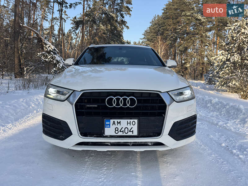 Внедорожник / Кроссовер Audi Q3 2016 в Житомире