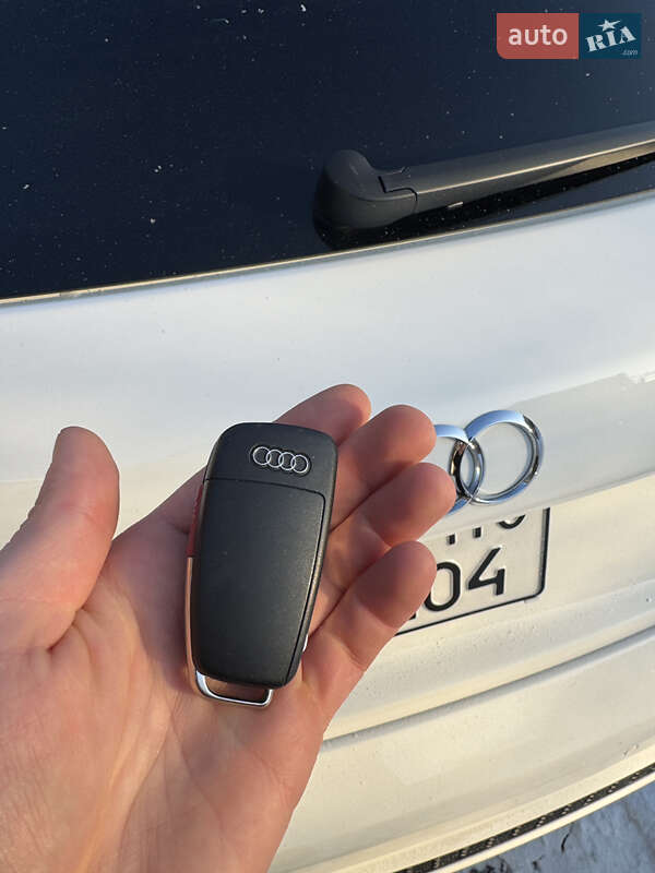 Внедорожник / Кроссовер Audi Q3 2016 в Житомире