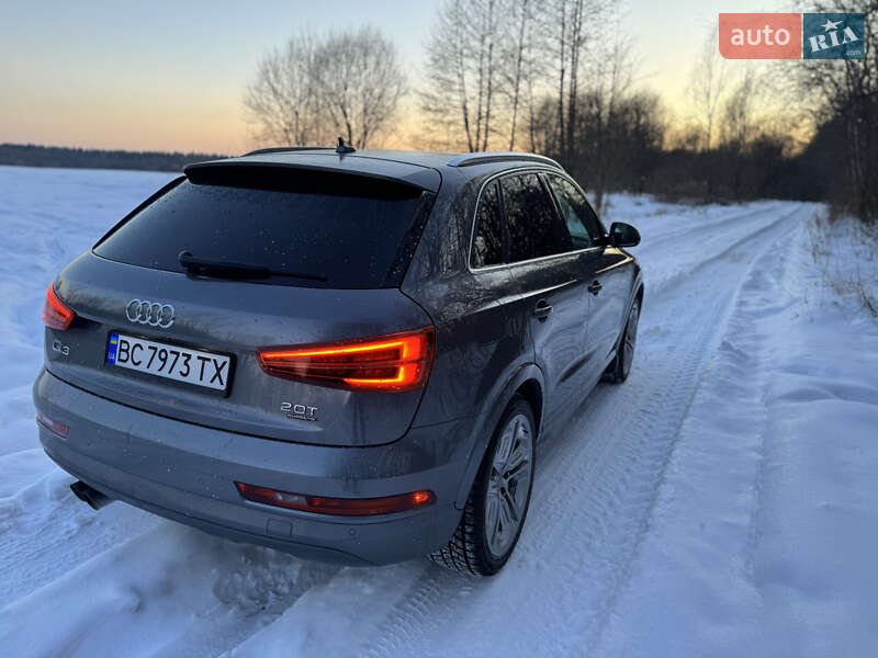 Внедорожник / Кроссовер Audi Q3 2015 в Самборе