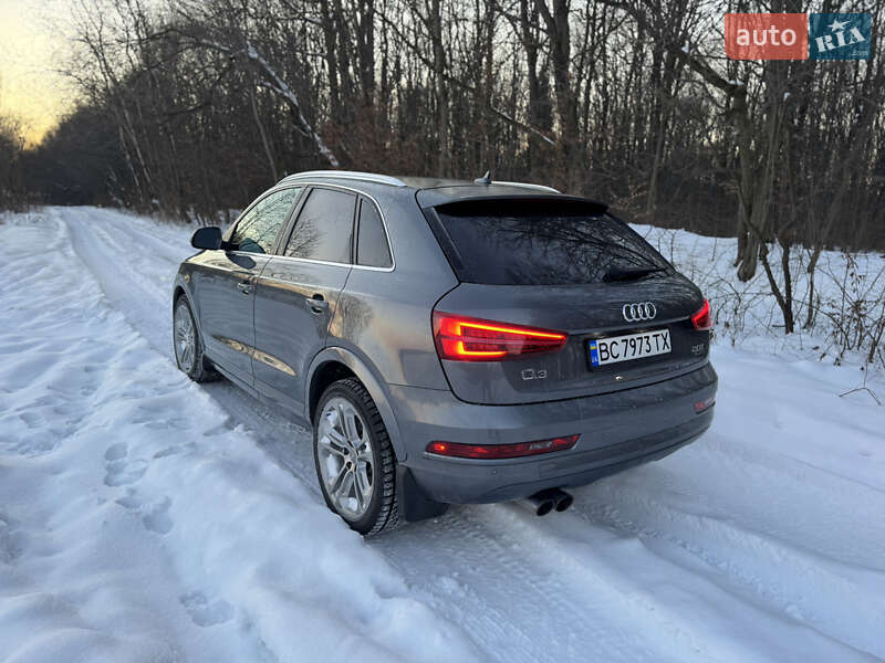 Внедорожник / Кроссовер Audi Q3 2015 в Самборе