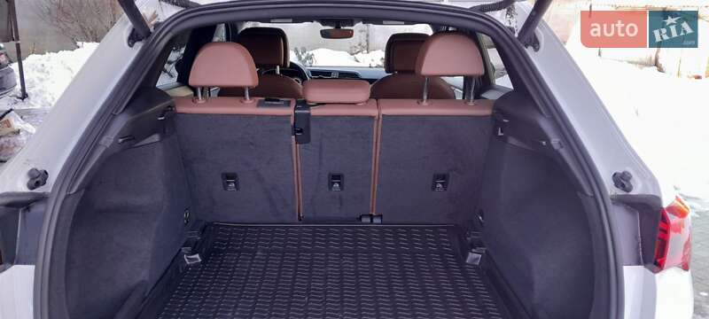 Внедорожник / Кроссовер Audi Q3 2021 в Стрые