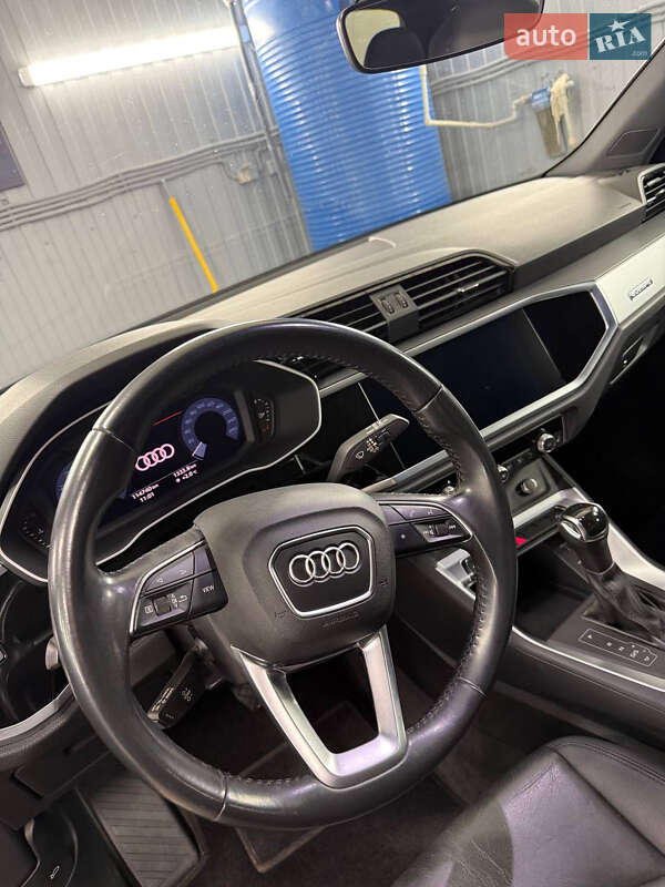 Внедорожник / Кроссовер Audi Q3 2019 в Камне-Каширском
