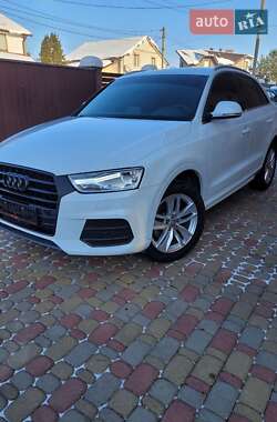 Позашляховик / Кросовер Audi Q3 2015 в Рівному