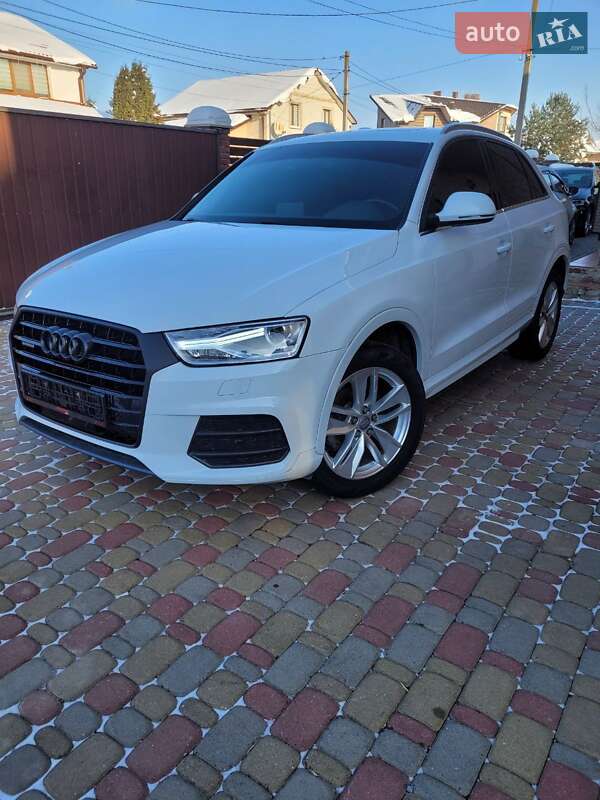 Внедорожник / Кроссовер Audi Q3 2015 в Ровно фото Внедорожник / Кроссовер Audi Q3 2015 в Ровно