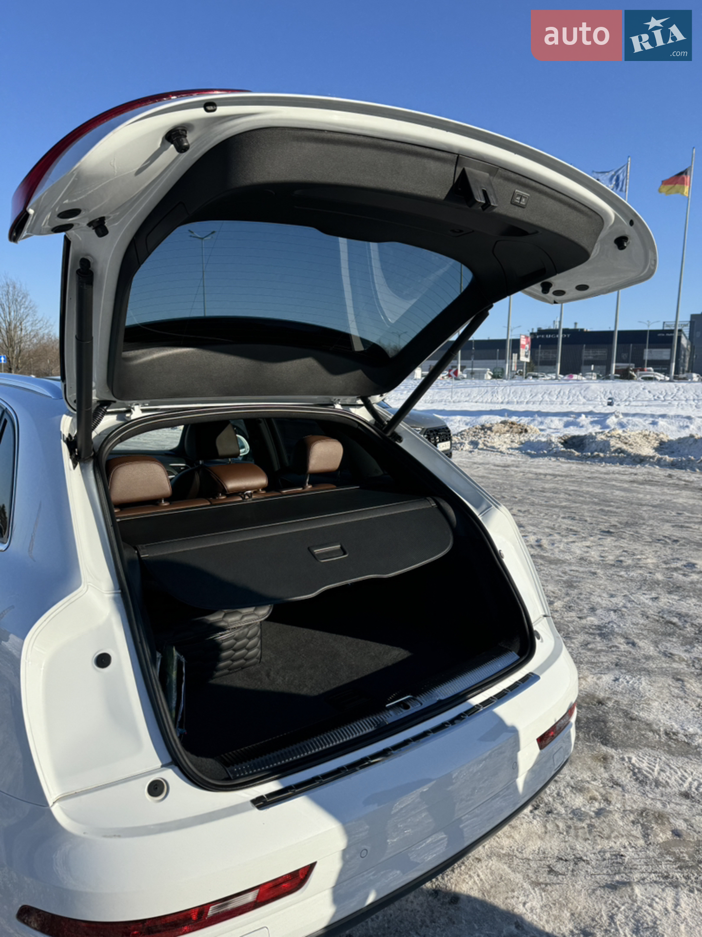 2018 Audi Q3 - мініатюра 26
