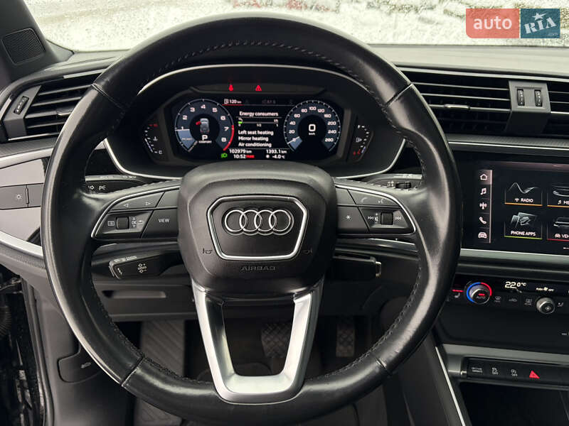 Внедорожник / Кроссовер Audi Q3 2019 в Ужгороде