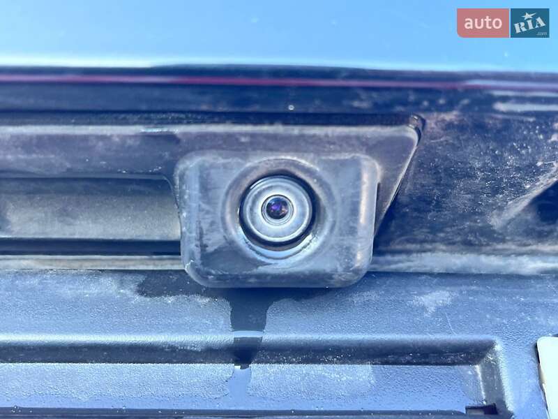 Внедорожник / Кроссовер Audi Q3 2015 в Луцке