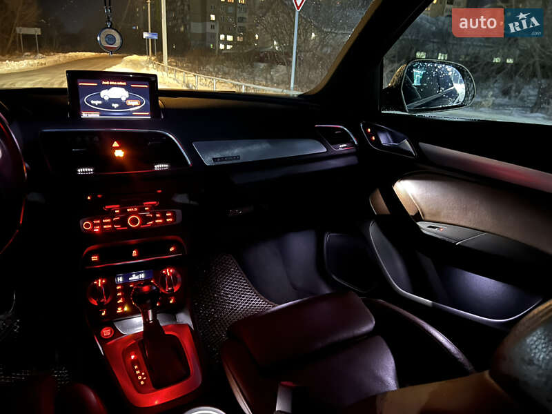 Внедорожник / Кроссовер Audi Q3 2014 в Львове