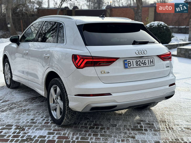 Внедорожник / Кроссовер Audi Q3 2019 в Лубнах
