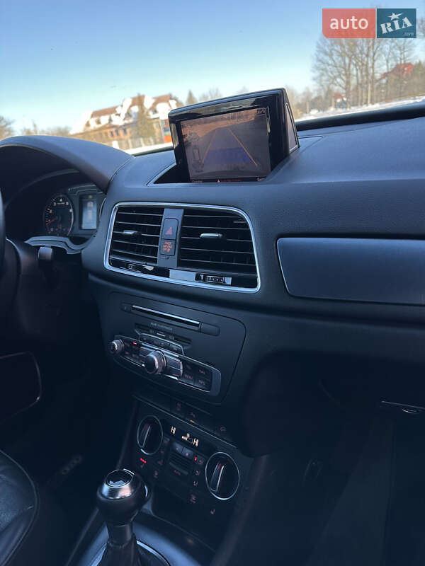 Внедорожник / Кроссовер Audi Q3 2016 в Трускавце