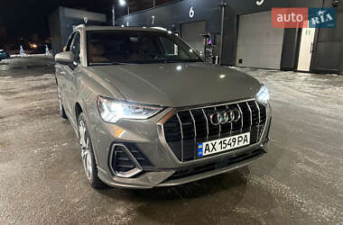 Внедорожник / Кроссовер Audi Q3 2021 в Харькове