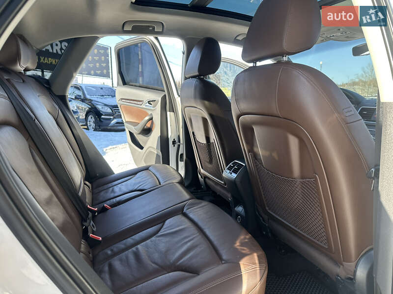 Позашляховик / Кросовер Audi Q3 2015 в Харкові