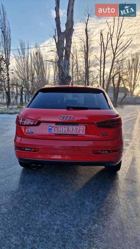 Внедорожник / Кроссовер Audi Q3 2016 в Николаеве