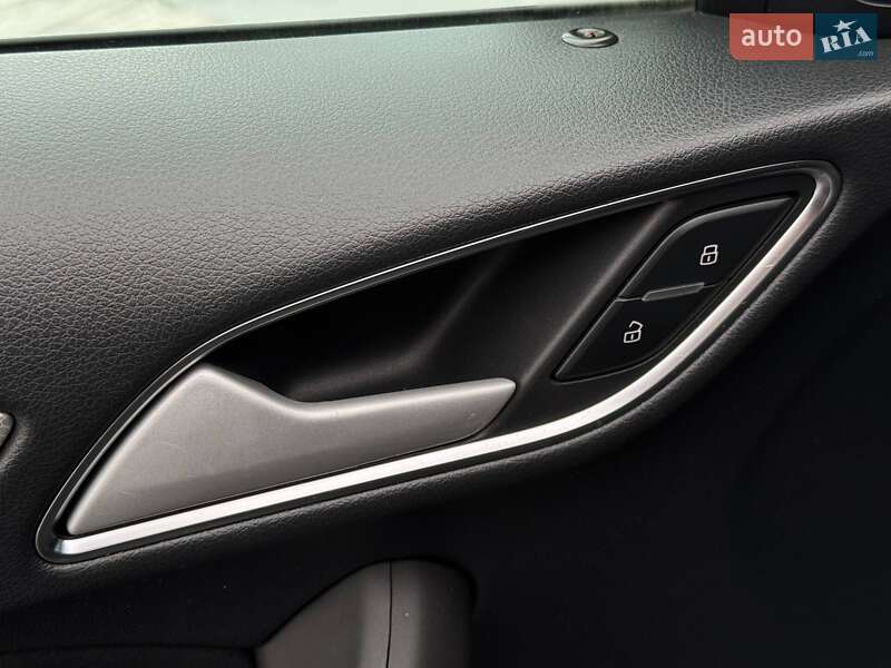 Внедорожник / Кроссовер Audi Q3 2016 в Ровно фото 22 Внедорожник / Кроссовер Audi Q3 2016 в Ровно