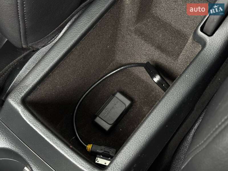 Внедорожник / Кроссовер Audi Q3 2016 в Ровно фото 39 Внедорожник / Кроссовер Audi Q3 2016 в Ровно